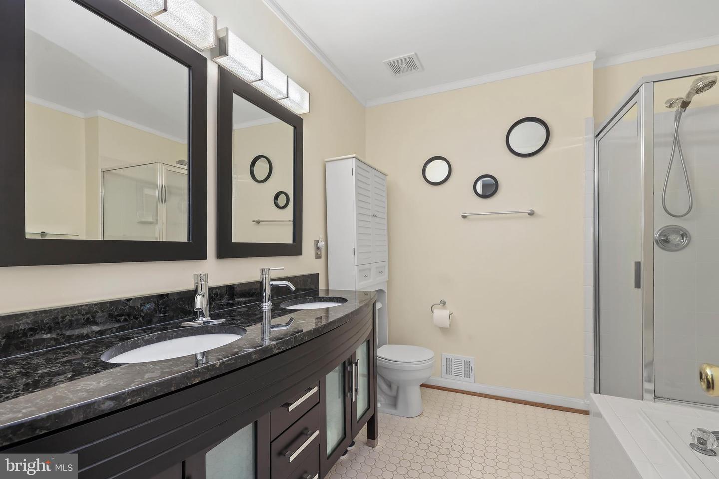 6010 HONNICUT DR, CENTREVILLE, Virginia 20121, 4 Bedrooms Bedrooms, ,3 BathroomsBathrooms,Residential,For sale,6010 HONNICUT DR,VAFX2237138 MLS # VAFX2237138