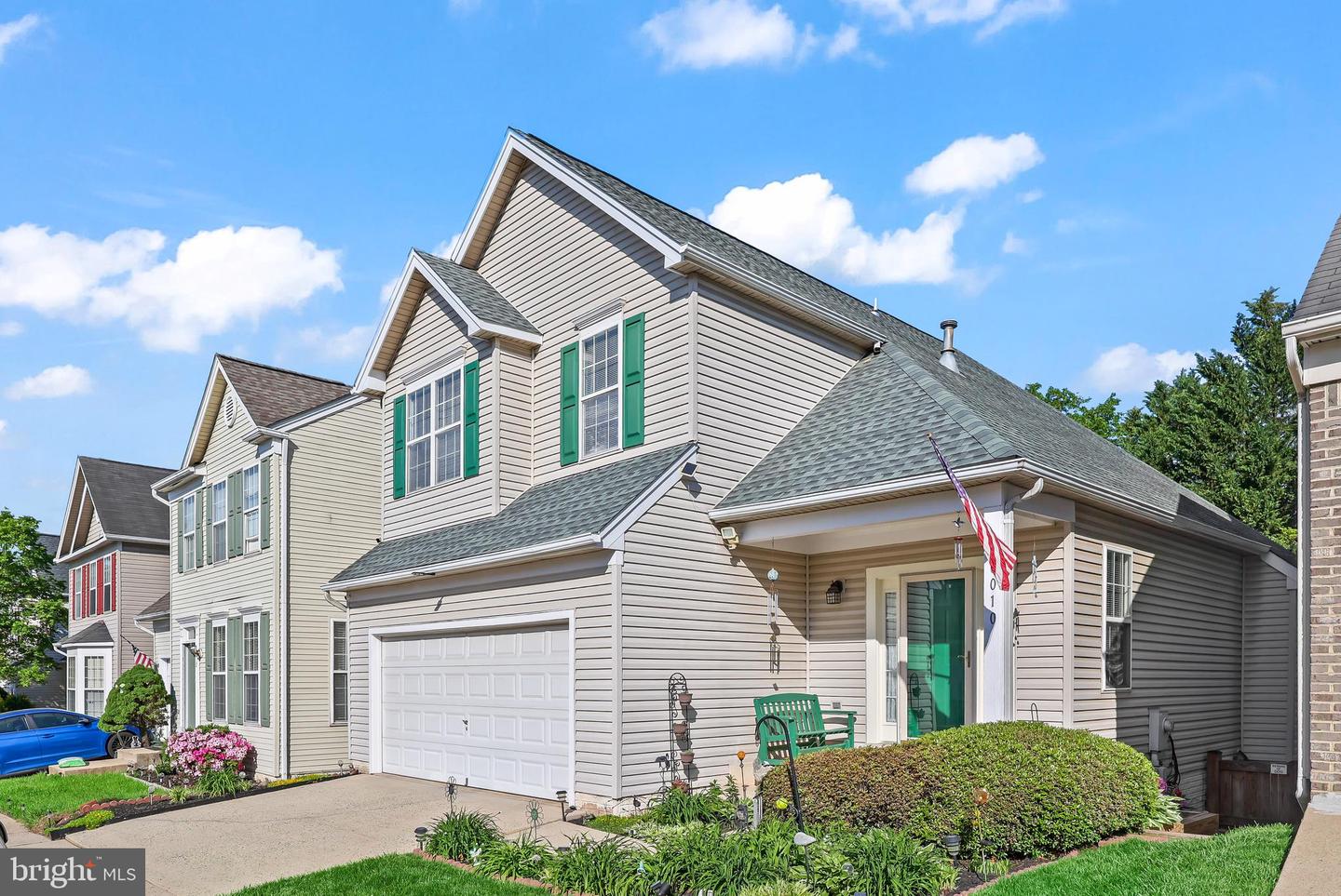 6010 HONNICUT DR, CENTREVILLE, Virginia 20121, 4 Bedrooms Bedrooms, ,3 BathroomsBathrooms,Residential,For sale,6010 HONNICUT DR,VAFX2237138 MLS # VAFX2237138