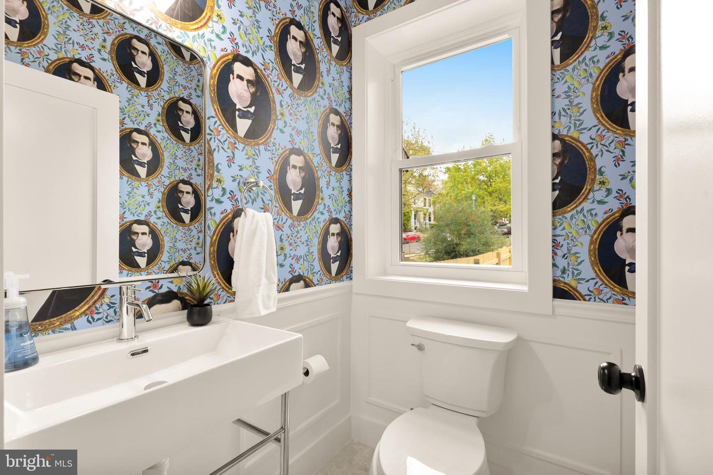 4327 2ND ST NW, WASHINGTON, District Of Columbia 20011, 4 Bedrooms Bedrooms, ,3 BathroomsBathrooms,Residential,For sale,4327 2ND ST NW,DCDC2197908 MLS # DCDC2197908