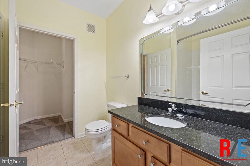 4550 STRUTFIELD LN #2203, ALEXANDRIA, Virginia 22311, 2 Bedrooms Bedrooms, ,2 BathroomsBathrooms,Residential,For sale,4550 STRUTFIELD LN #2203,VAAX2044716 MLS # VAAX2044716