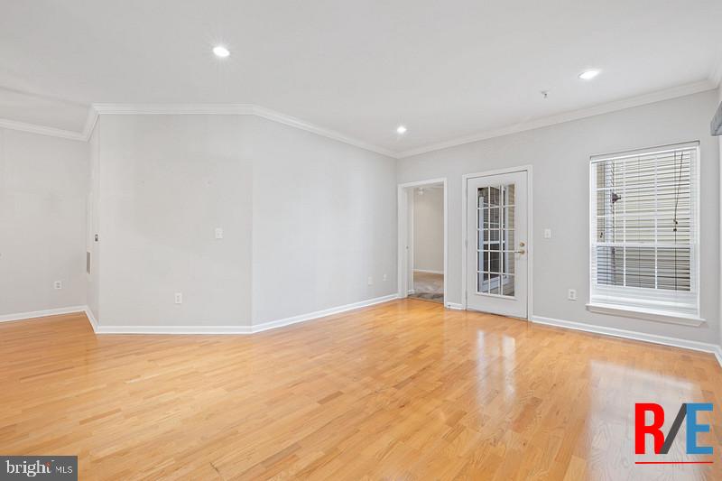 4550 STRUTFIELD LN #2203, ALEXANDRIA, Virginia 22311, 2 Bedrooms Bedrooms, ,2 BathroomsBathrooms,Residential,For sale,4550 STRUTFIELD LN #2203,VAAX2044716 MLS # VAAX2044716