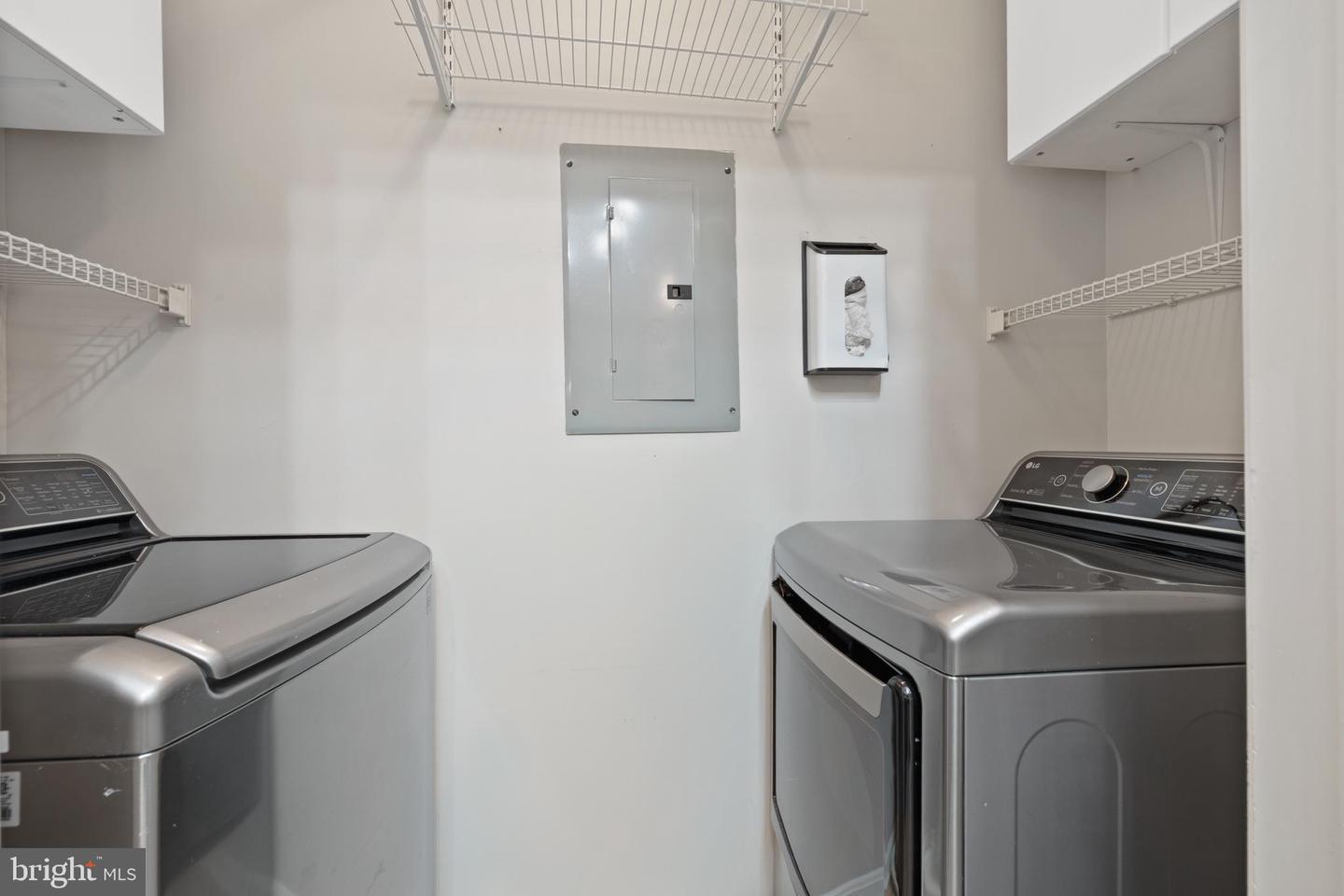 4550 STRUTFIELD LN #2203, ALEXANDRIA, Virginia 22311, 2 Bedrooms Bedrooms, ,2 BathroomsBathrooms,Residential,For sale,4550 STRUTFIELD LN #2203,VAAX2044716 MLS # VAAX2044716