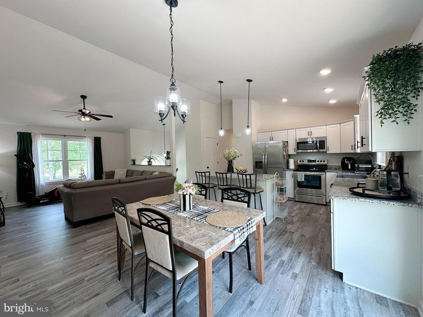 27501 OLD OFFICE RD, CULPEPER, Virginia 22701, 5 Bedrooms Bedrooms, ,3 BathroomsBathrooms,Residential,For sale,27501 OLD OFFICE RD,VAOR2009536 MLS # VAOR2009536