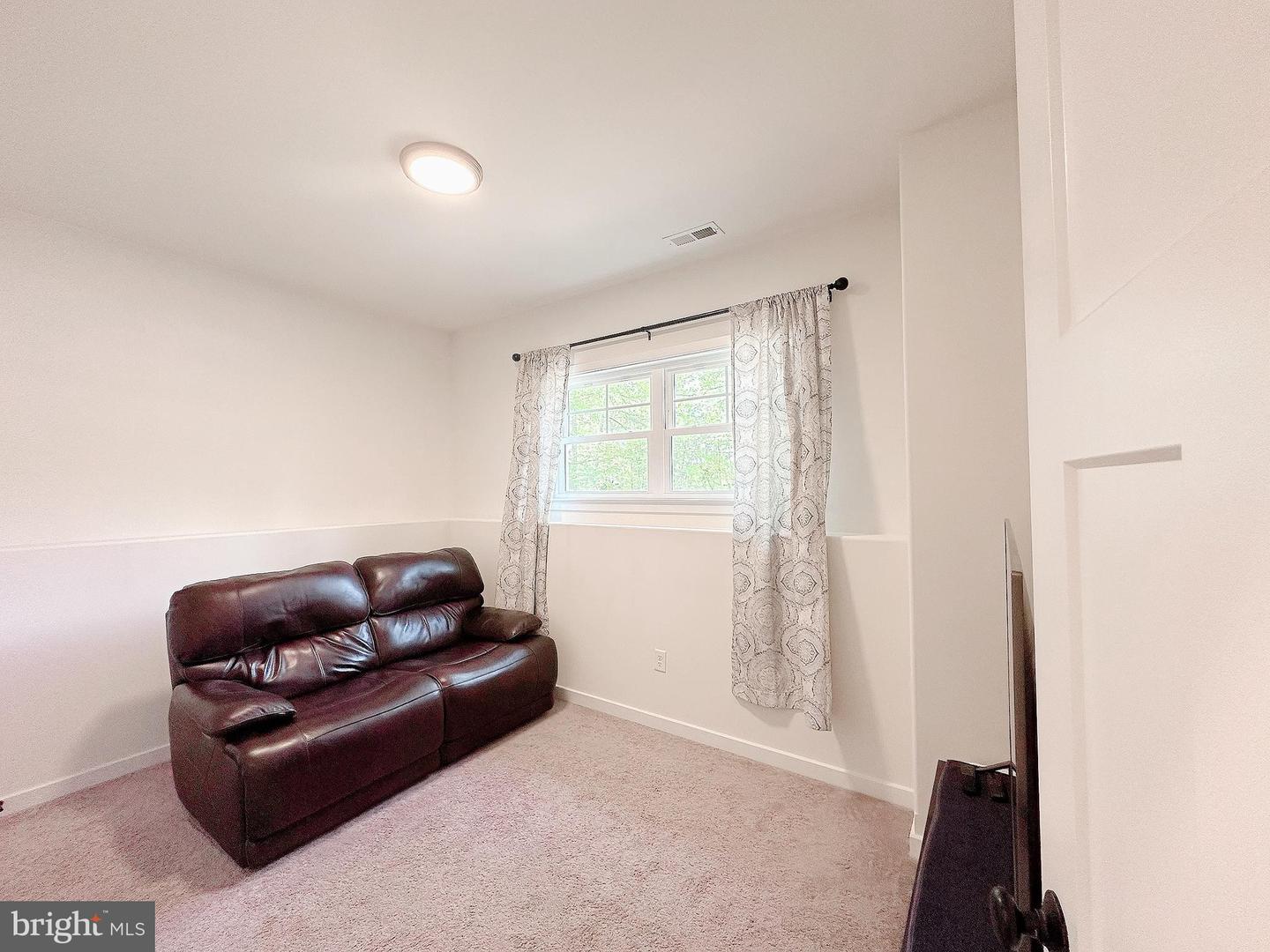 27501 OLD OFFICE RD, CULPEPER, Virginia 22701, 5 Bedrooms Bedrooms, ,3 BathroomsBathrooms,Residential,For sale,27501 OLD OFFICE RD,VAOR2009536 MLS # VAOR2009536