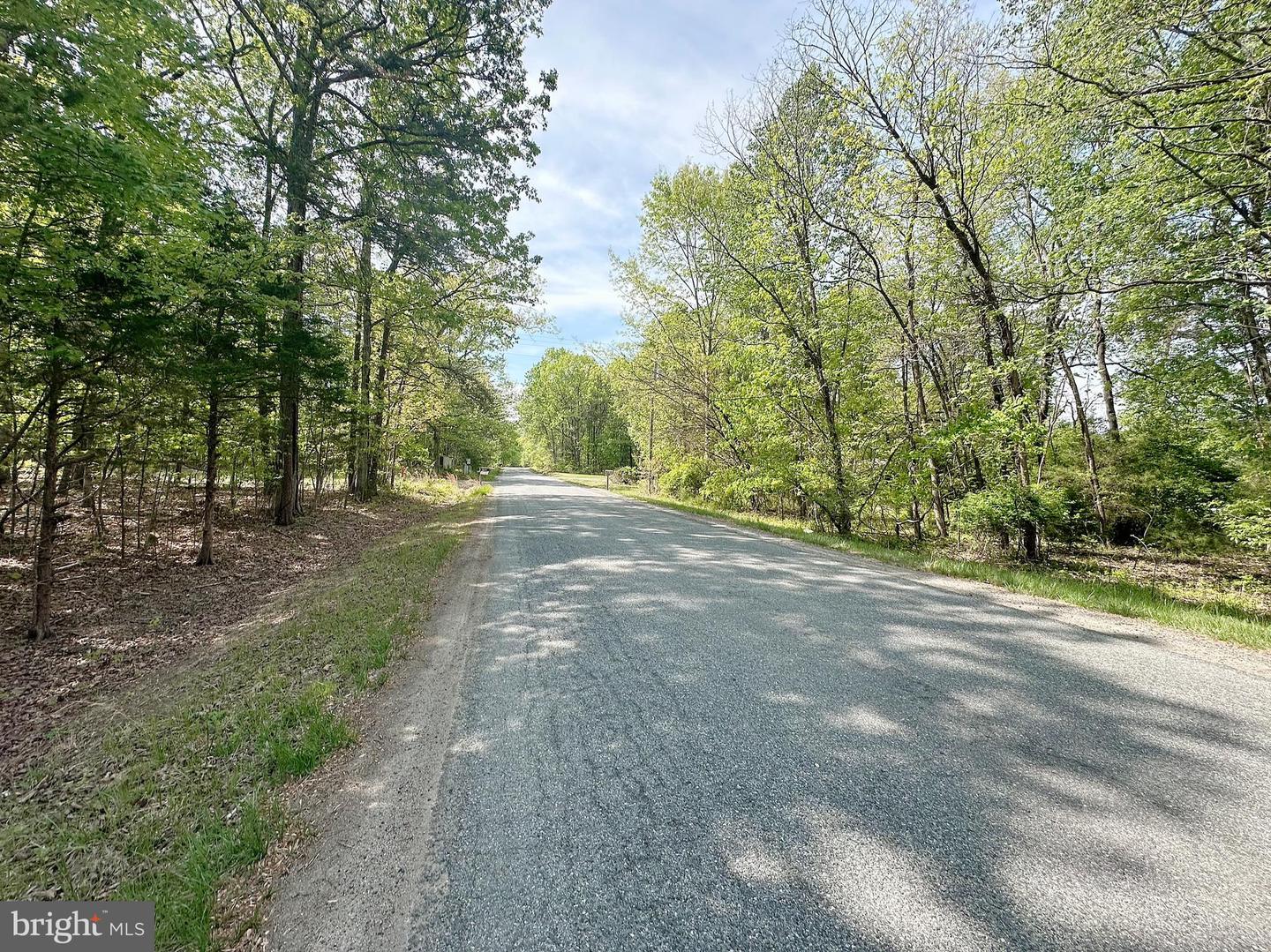27501 OLD OFFICE RD, CULPEPER, Virginia 22701, 5 Bedrooms Bedrooms, ,3 BathroomsBathrooms,Residential,For sale,27501 OLD OFFICE RD,VAOR2009536 MLS # VAOR2009536