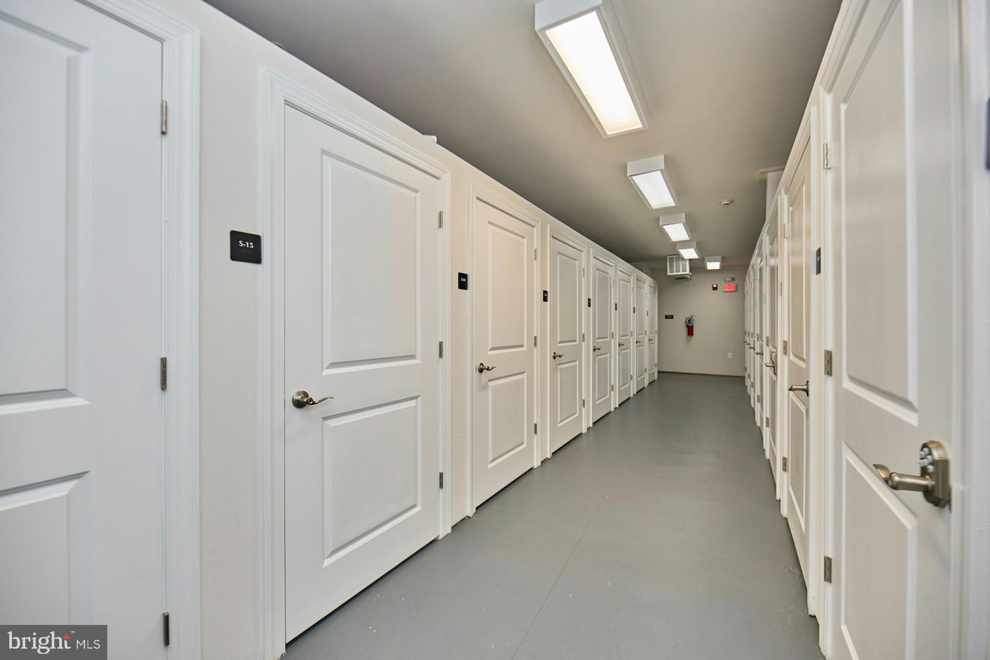 44605 YORK CREST TER #403, ASHBURN, Virginia 20147, 2 Bedrooms Bedrooms, ,2 BathroomsBathrooms,Residential,For sale,44605 YORK CREST TER #403,VALO2095064 MLS # VALO2095064