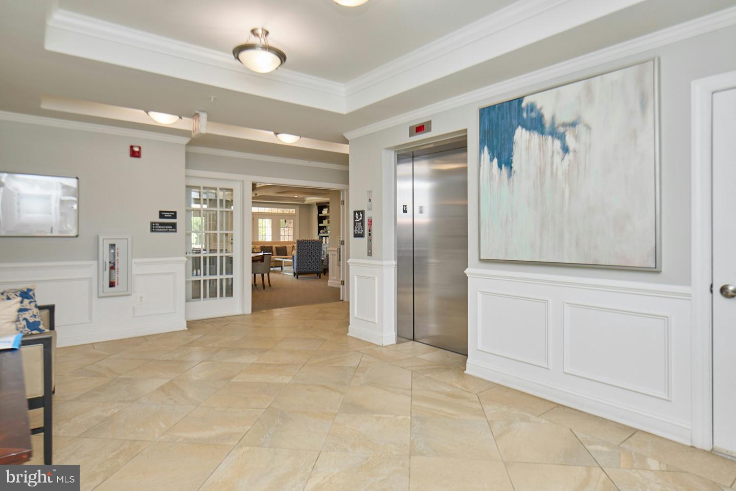 44605 YORK CREST TER #403, ASHBURN, Virginia 20147, 2 Bedrooms Bedrooms, ,2 BathroomsBathrooms,Residential,For sale,44605 YORK CREST TER #403,VALO2095064 MLS # VALO2095064