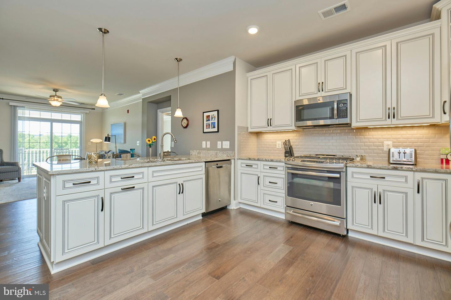 44605 YORK CREST TER #403, ASHBURN, Virginia 20147, 2 Bedrooms Bedrooms, ,2 BathroomsBathrooms,Residential,For sale,44605 YORK CREST TER #403,VALO2095064 MLS # VALO2095064