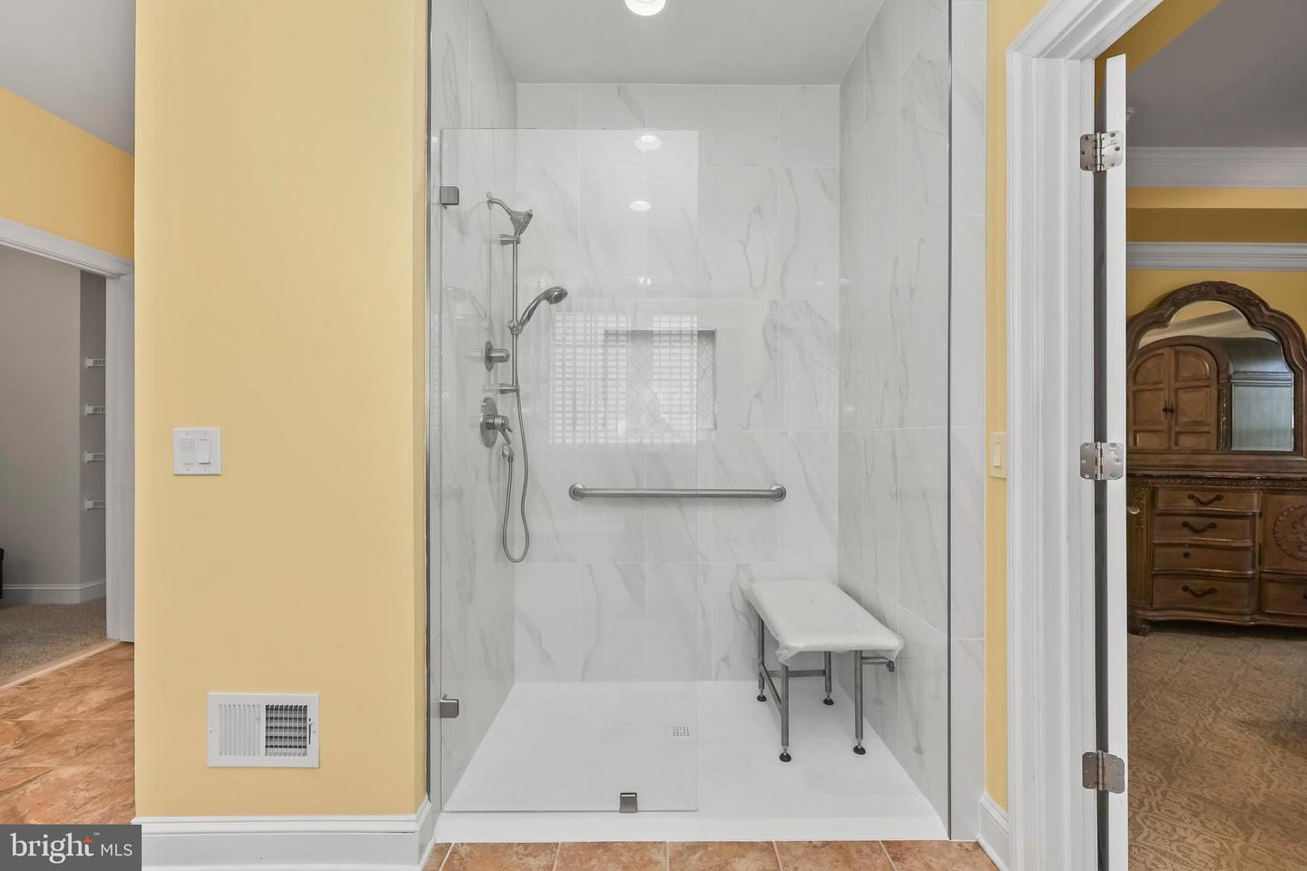 49 BATTERY POINT DR, FREDERICKSBURG, Virginia 22406, 2 Bedrooms Bedrooms, ,2 BathroomsBathrooms,Residential,For sale,49 BATTERY POINT DR,VAST2038256 MLS # VAST2038256