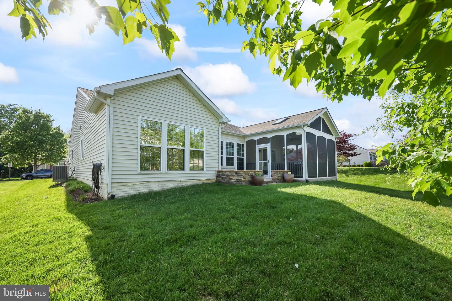49 BATTERY POINT DR, FREDERICKSBURG, Virginia 22406, 2 Bedrooms Bedrooms, ,2 BathroomsBathrooms,Residential,For sale,49 BATTERY POINT DR,VAST2038256 MLS # VAST2038256