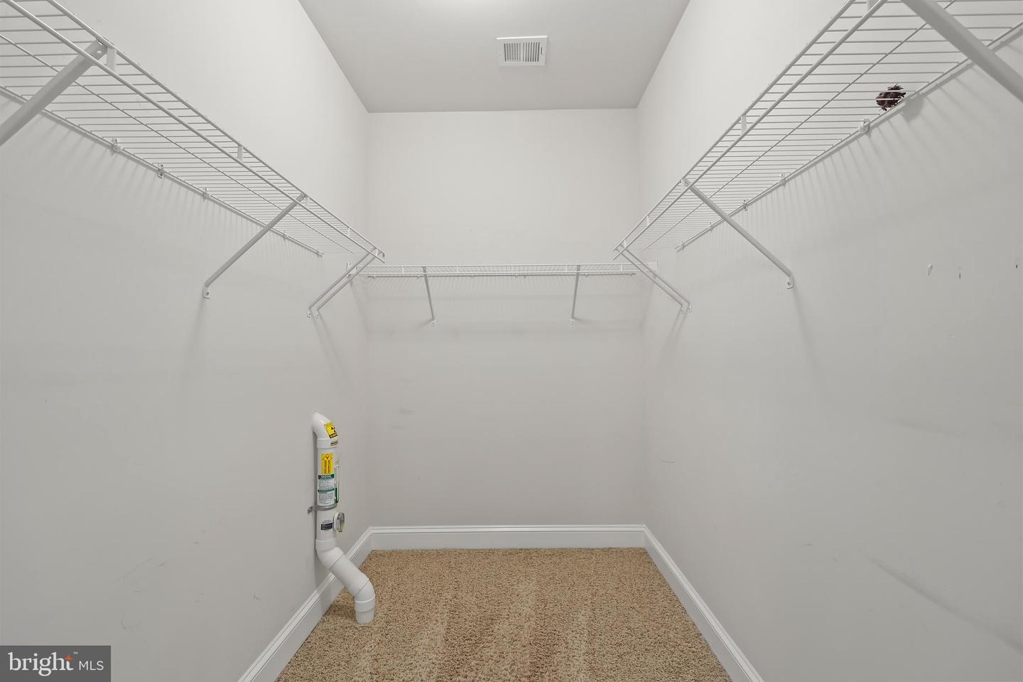 49 BATTERY POINT DR, FREDERICKSBURG, Virginia 22406, 2 Bedrooms Bedrooms, ,2 BathroomsBathrooms,Residential,For sale,49 BATTERY POINT DR,VAST2038256 MLS # VAST2038256
