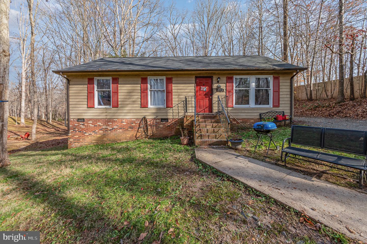 220 CEDAR RIDGE DR, RUTHER GLEN, Virginia 22546, 3 Bedrooms Bedrooms, ,2 BathroomsBathrooms,Residential,For sale,220 CEDAR RIDGE DR,VACV2008084 MLS # VACV2008084