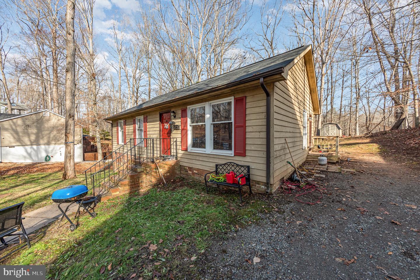 220 CEDAR RIDGE DR, RUTHER GLEN, Virginia 22546, 3 Bedrooms Bedrooms, ,2 BathroomsBathrooms,Residential,For sale,220 CEDAR RIDGE DR,VACV2008084 MLS # VACV2008084