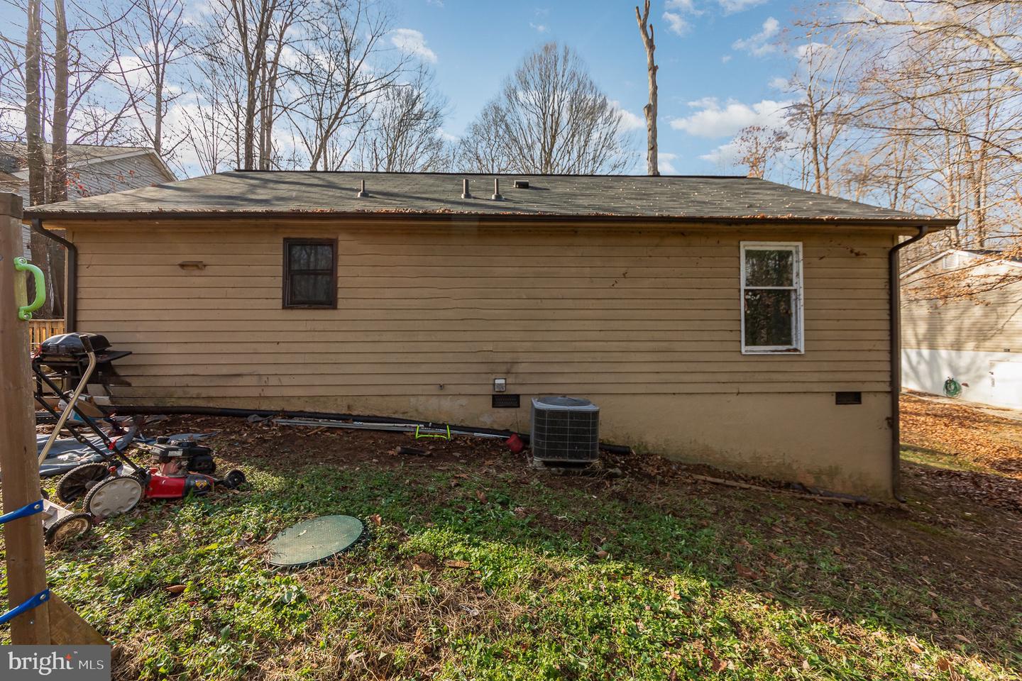 220 CEDAR RIDGE DR, RUTHER GLEN, Virginia 22546, 3 Bedrooms Bedrooms, ,2 BathroomsBathrooms,Residential,For sale,220 CEDAR RIDGE DR,VACV2008084 MLS # VACV2008084