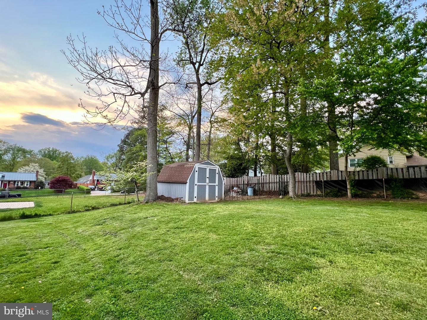 7604 HOGARTH ST, SPRINGFIELD, Virginia 22151, 3 Bedrooms Bedrooms, ,1 BathroomBathrooms,Residential,For sale,7604 HOGARTH ST,VAFX2237258 MLS # VAFX2237258