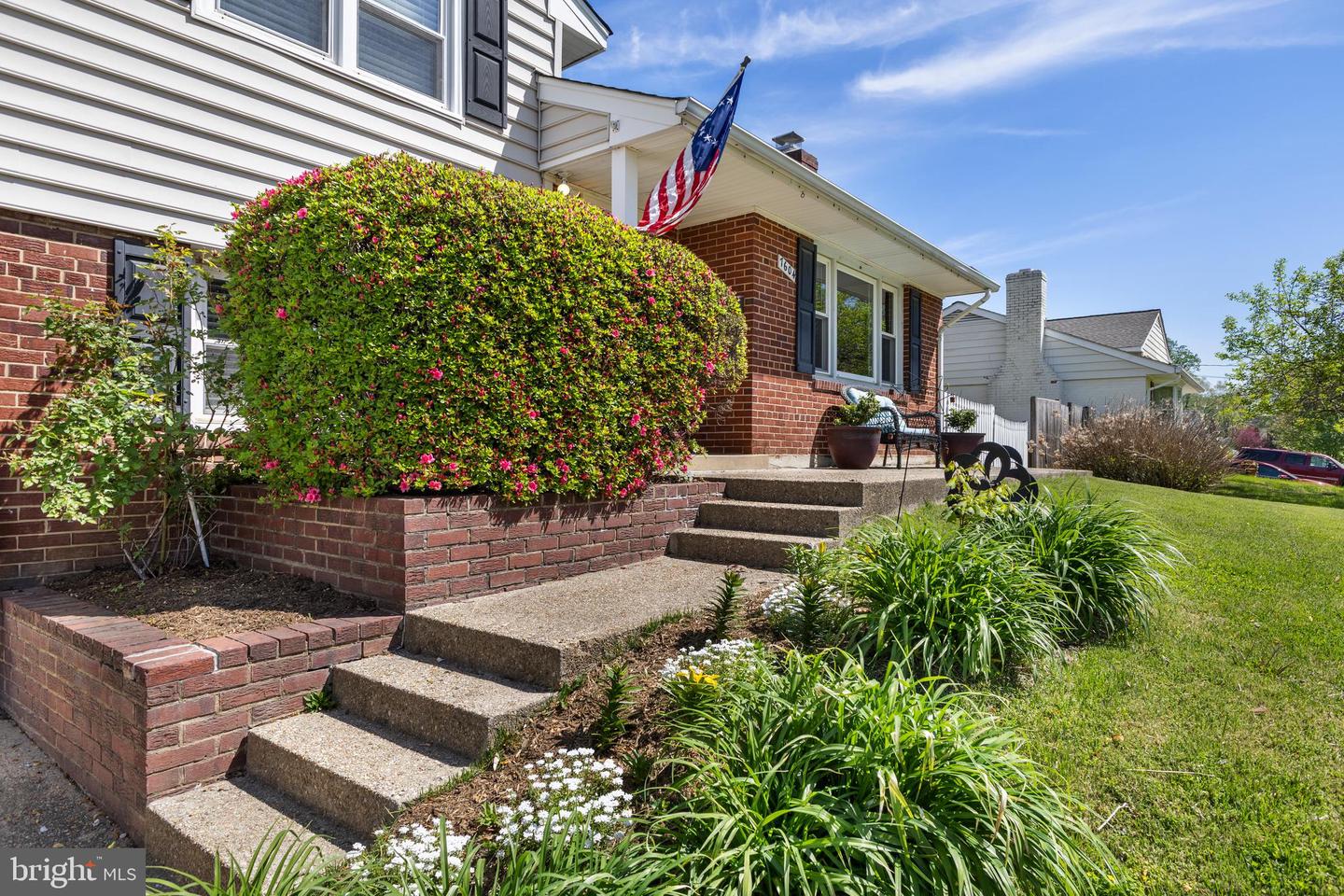 7604 HOGARTH ST, SPRINGFIELD, Virginia 22151, 3 Bedrooms Bedrooms, ,1 BathroomBathrooms,Residential,For sale,7604 HOGARTH ST,VAFX2237258 MLS # VAFX2237258