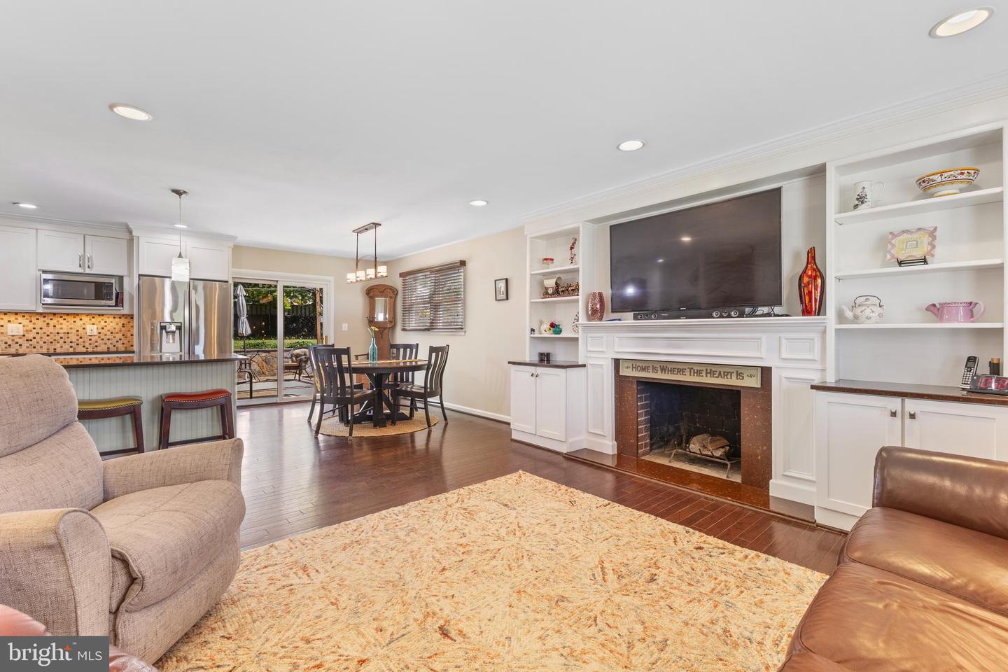 7604 HOGARTH ST, SPRINGFIELD, Virginia 22151, 3 Bedrooms Bedrooms, ,1 BathroomBathrooms,Residential,For sale,7604 HOGARTH ST,VAFX2237258 MLS # VAFX2237258