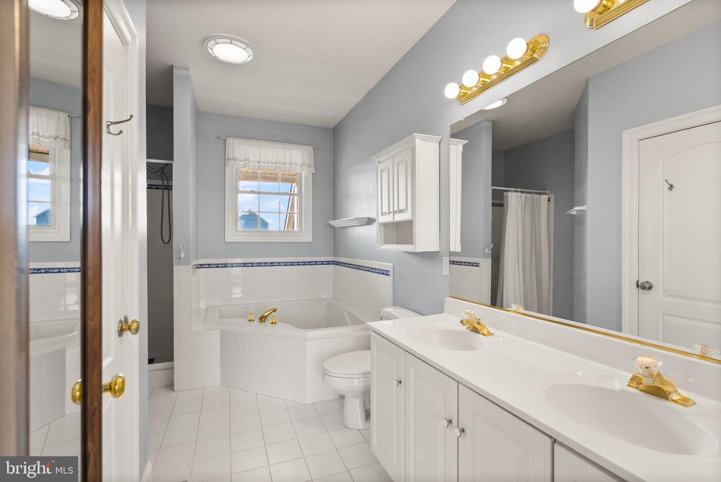 943 CASTLEROCK LN, BERRYVILLE, Virginia 22611, 3 Bedrooms Bedrooms, ,2 BathroomsBathrooms,Residential,For sale,943 CASTLEROCK LN,VACL2003664 MLS # VACL2003664