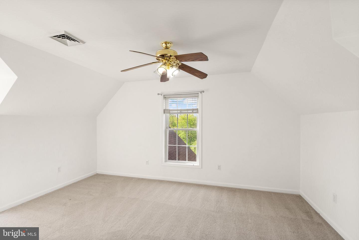 943 CASTLEROCK LN, BERRYVILLE, Virginia 22611, 3 Bedrooms Bedrooms, ,2 BathroomsBathrooms,Residential,For sale,943 CASTLEROCK LN,VACL2003664 MLS # VACL2003664