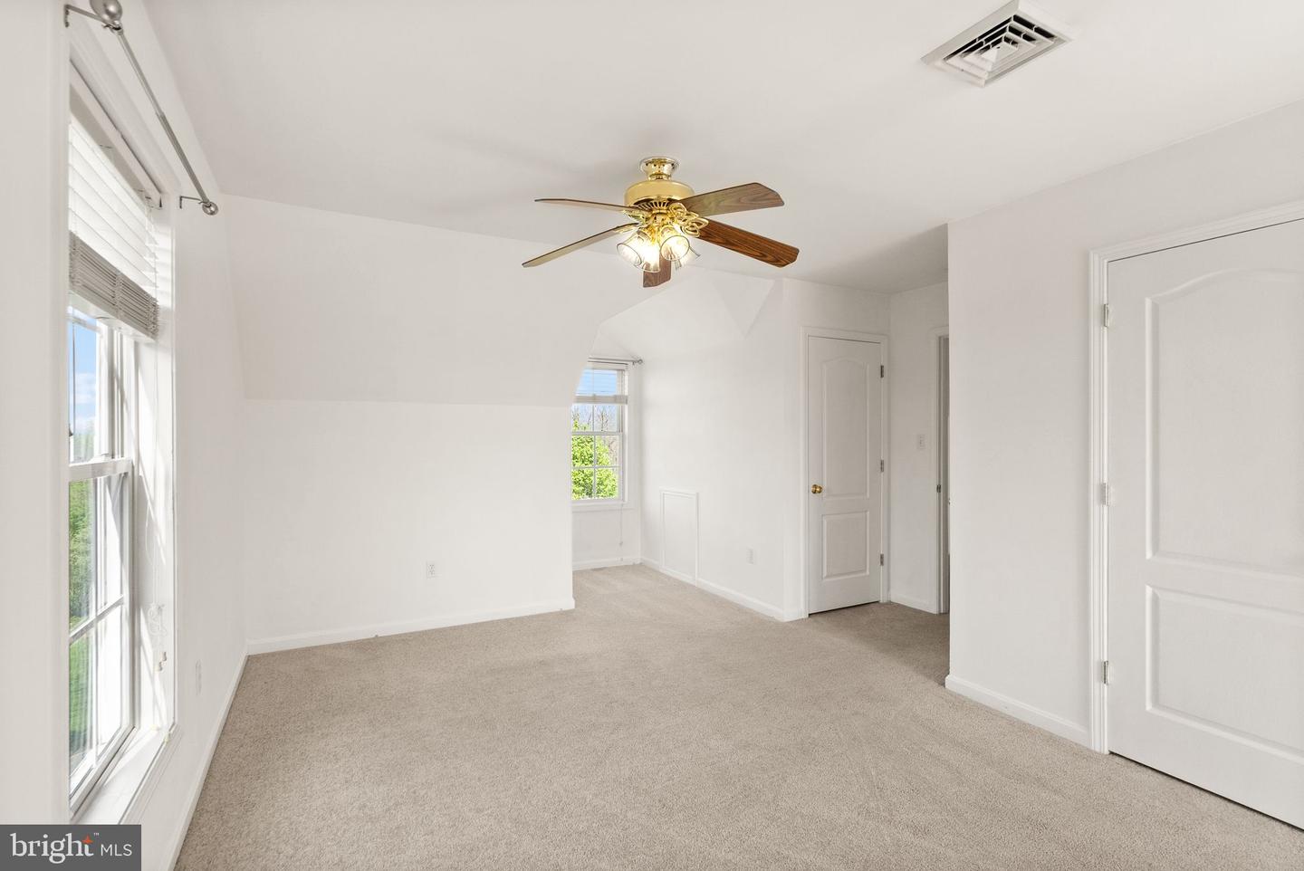 943 CASTLEROCK LN, BERRYVILLE, Virginia 22611, 3 Bedrooms Bedrooms, ,2 BathroomsBathrooms,Residential,For sale,943 CASTLEROCK LN,VACL2003664 MLS # VACL2003664