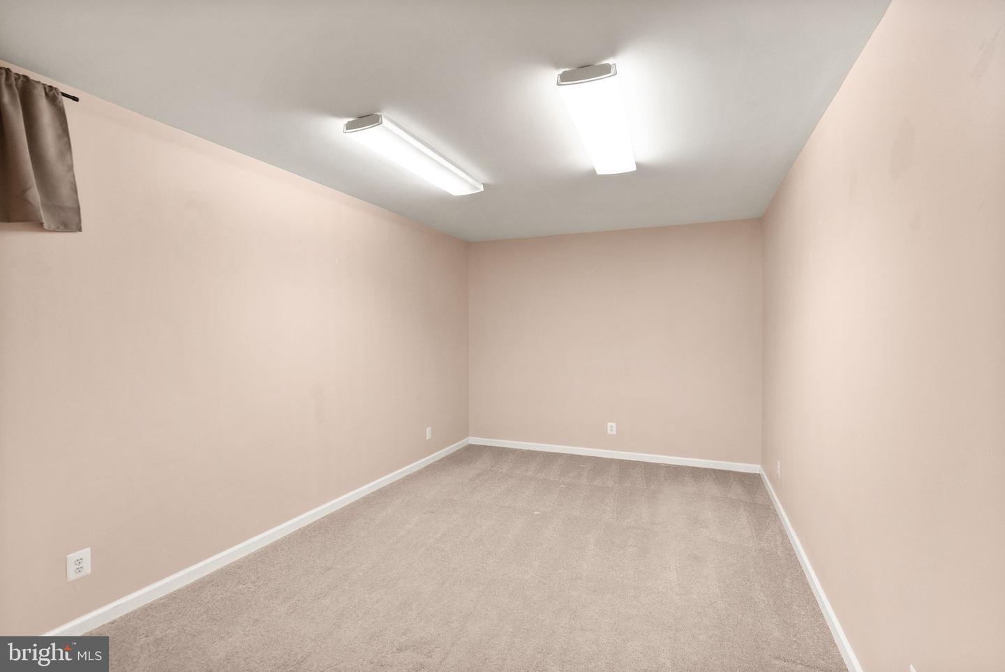 943 CASTLEROCK LN, BERRYVILLE, Virginia 22611, 3 Bedrooms Bedrooms, ,2 BathroomsBathrooms,Residential,For sale,943 CASTLEROCK LN,VACL2003664 MLS # VACL2003664