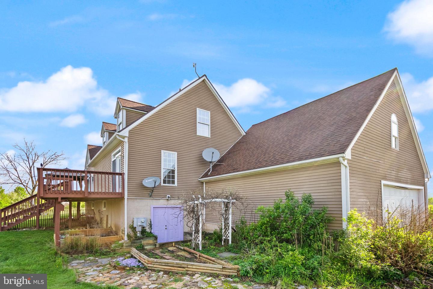 943 CASTLEROCK LN, BERRYVILLE, Virginia 22611, 3 Bedrooms Bedrooms, ,2 BathroomsBathrooms,Residential,For sale,943 CASTLEROCK LN,VACL2003664 MLS # VACL2003664