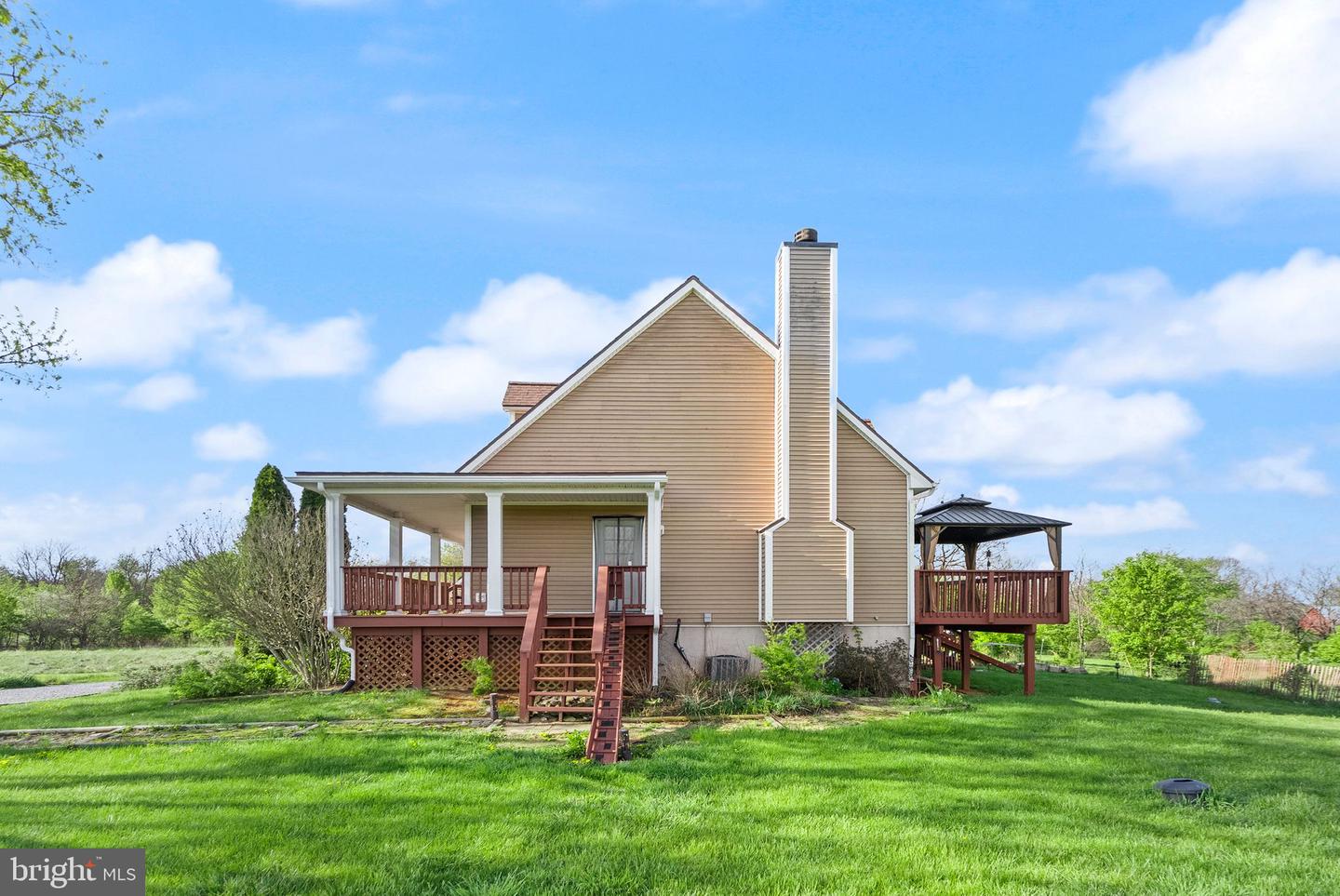 943 CASTLEROCK LN, BERRYVILLE, Virginia 22611, 3 Bedrooms Bedrooms, ,2 BathroomsBathrooms,Residential,For sale,943 CASTLEROCK LN,VACL2003664 MLS # VACL2003664