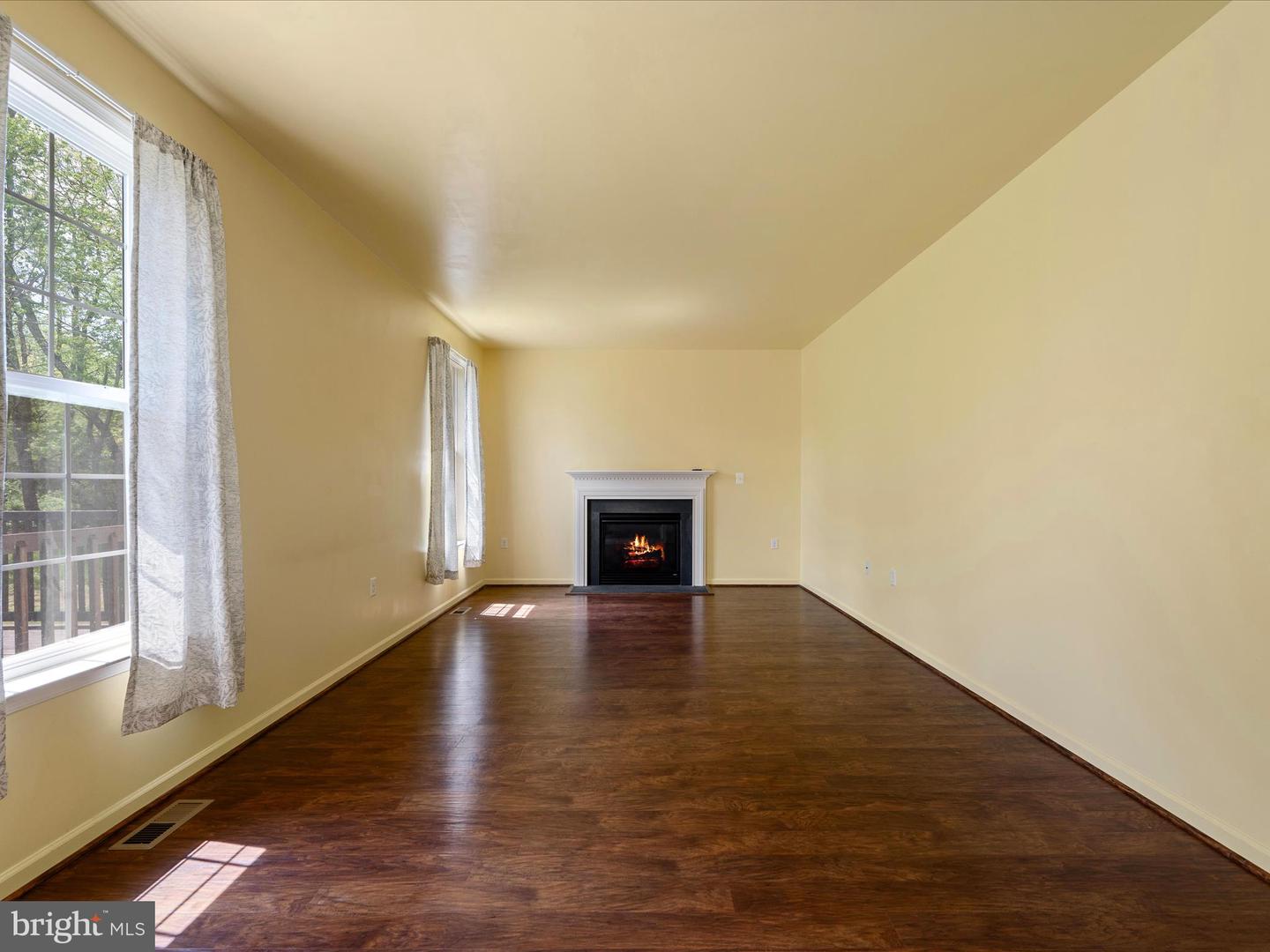 111 CACAPON LN, CROSS JUNCTION, Virginia 22625, 4 Bedrooms Bedrooms, ,2 BathroomsBathrooms,Residential,For sale,111 CACAPON LN,VAFV2033790 MLS # VAFV2033790