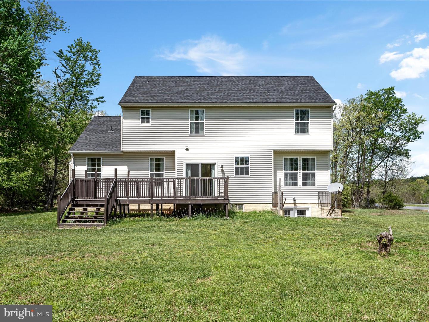 111 CACAPON LN, CROSS JUNCTION, Virginia 22625, 4 Bedrooms Bedrooms, ,2 BathroomsBathrooms,Residential,For sale,111 CACAPON LN,VAFV2033790 MLS # VAFV2033790