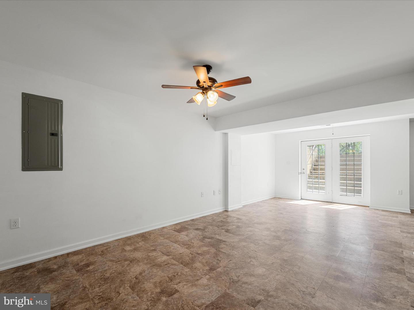 111 CACAPON LN, CROSS JUNCTION, Virginia 22625, 4 Bedrooms Bedrooms, ,2 BathroomsBathrooms,Residential,For sale,111 CACAPON LN,VAFV2033790 MLS # VAFV2033790
