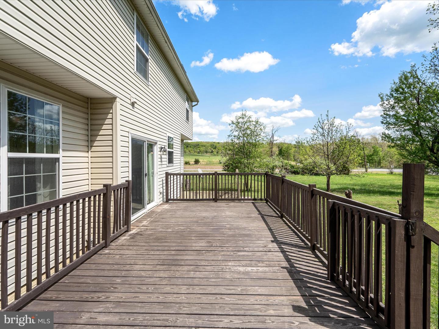 111 CACAPON LN, CROSS JUNCTION, Virginia 22625, 4 Bedrooms Bedrooms, ,2 BathroomsBathrooms,Residential,For sale,111 CACAPON LN,VAFV2033790 MLS # VAFV2033790