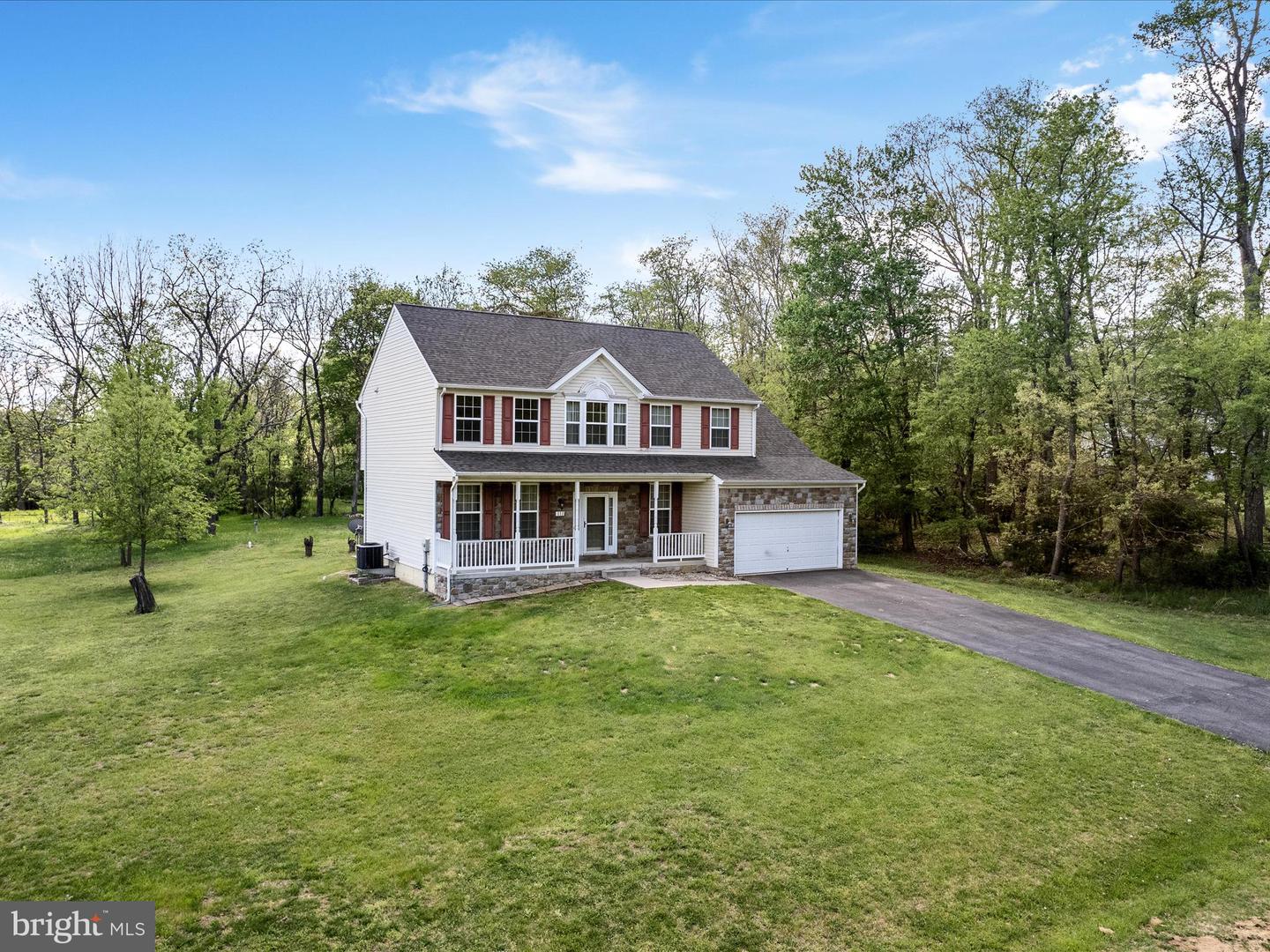 111 CACAPON LN, CROSS JUNCTION, Virginia 22625, 4 Bedrooms Bedrooms, ,2 BathroomsBathrooms,Residential,For sale,111 CACAPON LN,VAFV2033790 MLS # VAFV2033790