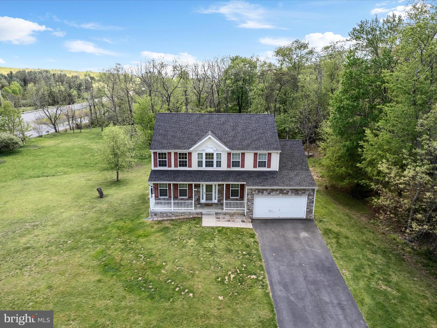 111 CACAPON LN, CROSS JUNCTION, Virginia 22625, 4 Bedrooms Bedrooms, ,2 BathroomsBathrooms,Residential,For sale,111 CACAPON LN,VAFV2033790 MLS # VAFV2033790