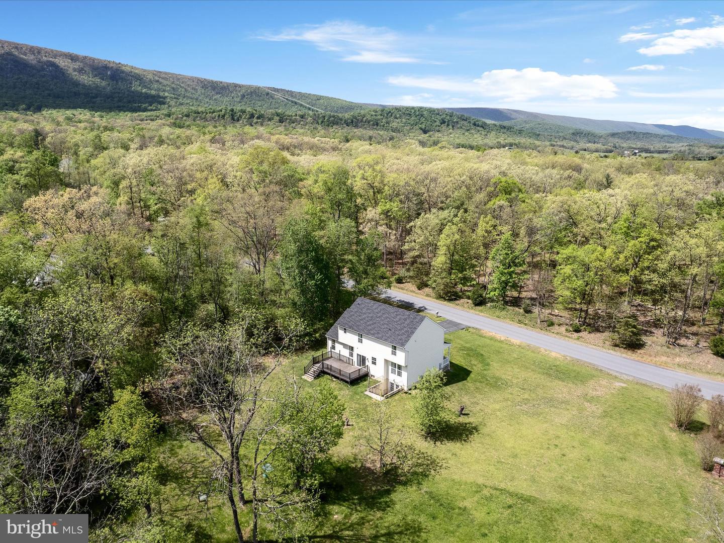 111 CACAPON LN, CROSS JUNCTION, Virginia 22625, 4 Bedrooms Bedrooms, ,2 BathroomsBathrooms,Residential,For sale,111 CACAPON LN,VAFV2033790 MLS # VAFV2033790