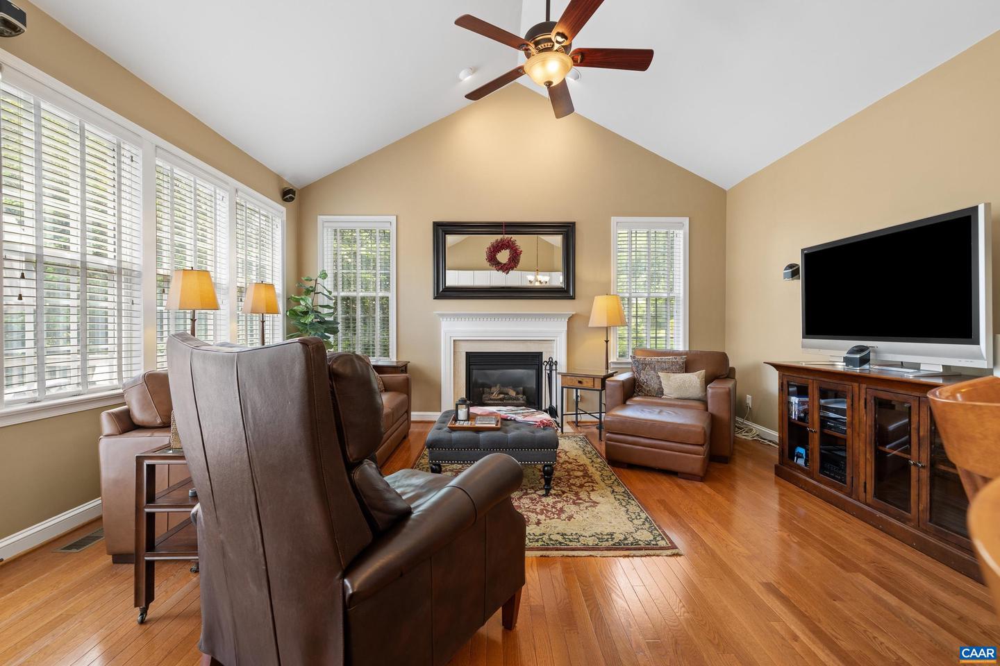 980 CHARTER OAKS DR, CHARLOTTESVILLE, Virginia 22901, 5 Bedrooms Bedrooms, ,4 BathroomsBathrooms,Residential,For sale,980 CHARTER OAKS DR,663861 MLS # 663861