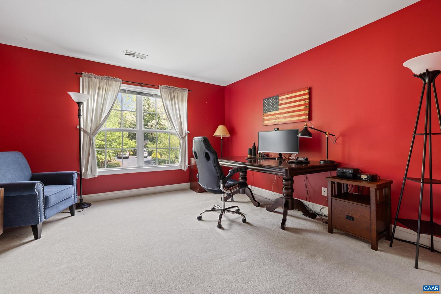 980 CHARTER OAKS DR, CHARLOTTESVILLE, Virginia 22901, 5 Bedrooms Bedrooms, ,4 BathroomsBathrooms,Residential,For sale,980 CHARTER OAKS DR,663861 MLS # 663861
