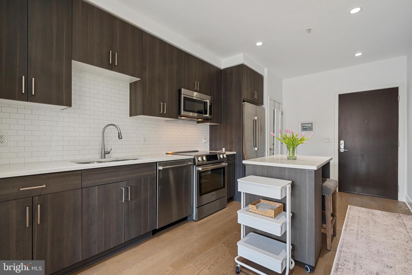 2550 17TH ST NW #401, WASHINGTON, District Of Columbia 20009, 1 Bedroom Bedrooms, ,1 BathroomBathrooms,Residential,For sale,2550 17TH ST NW #401,DCDC2198128 MLS # DCDC2198128
