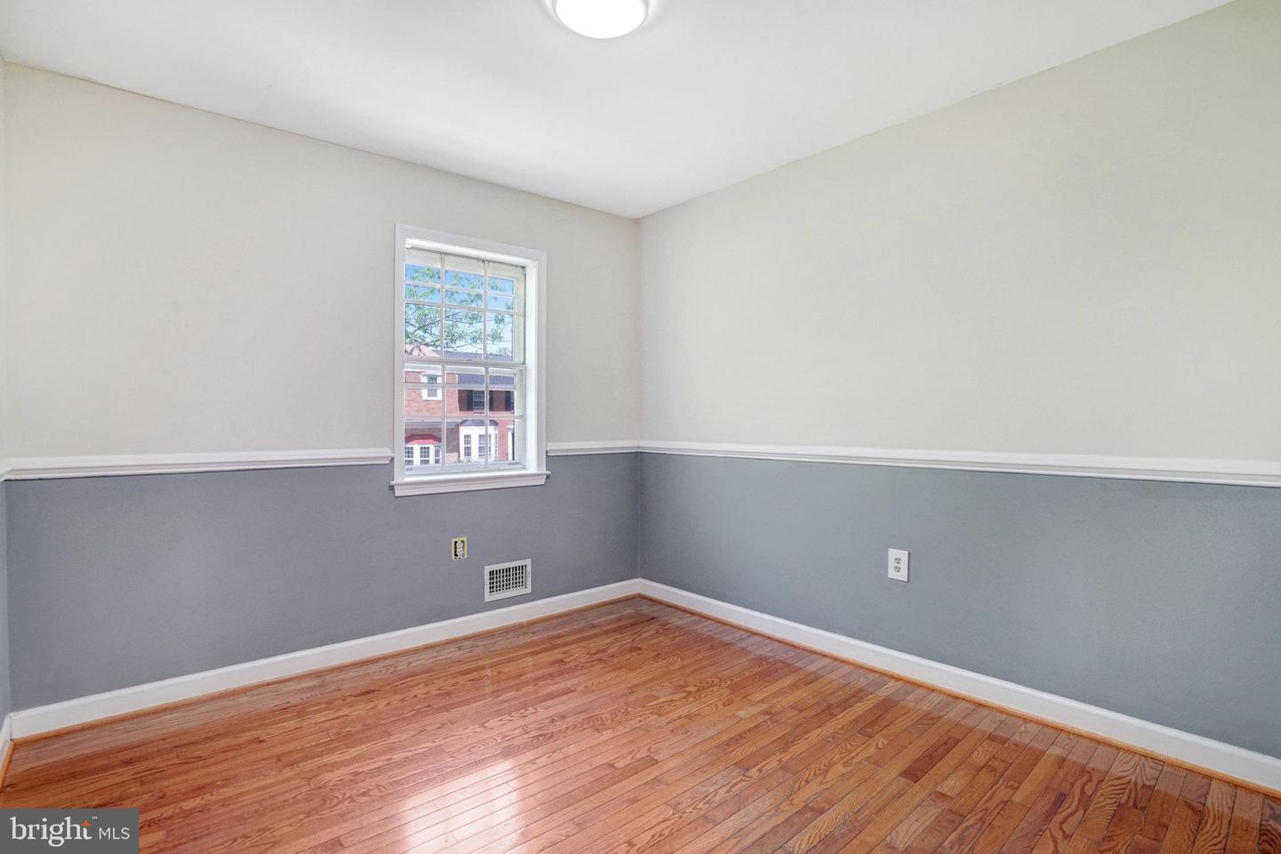 9239 SAND CREEK CT, BURKE, Virginia 22015, 4 Bedrooms Bedrooms, ,3 BathroomsBathrooms,Residential,For sale,9239 SAND CREEK CT,VAFX2237606 MLS # VAFX2237606