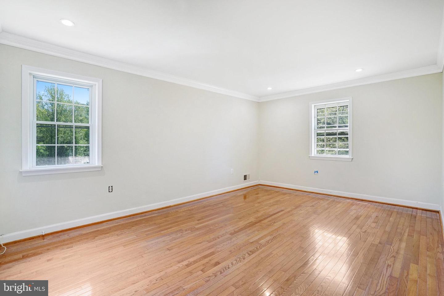 9239 SAND CREEK CT, BURKE, Virginia 22015, 4 Bedrooms Bedrooms, ,3 BathroomsBathrooms,Residential,For sale,9239 SAND CREEK CT,VAFX2237606 MLS # VAFX2237606