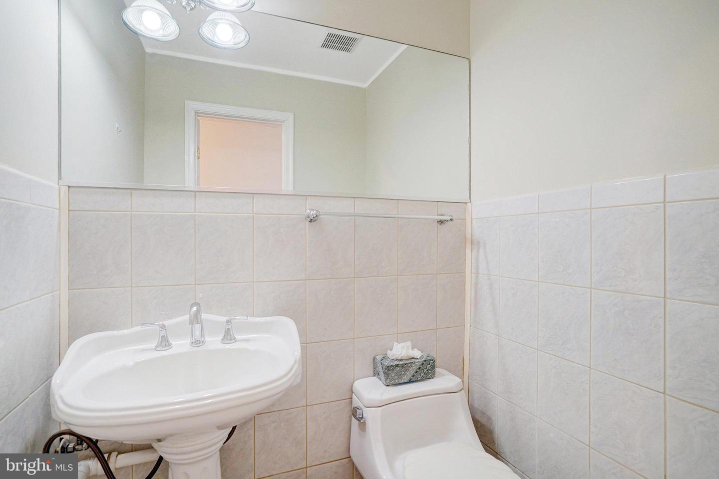 9239 SAND CREEK CT, BURKE, Virginia 22015, 4 Bedrooms Bedrooms, ,3 BathroomsBathrooms,Residential,For sale,9239 SAND CREEK CT,VAFX2237606 MLS # VAFX2237606
