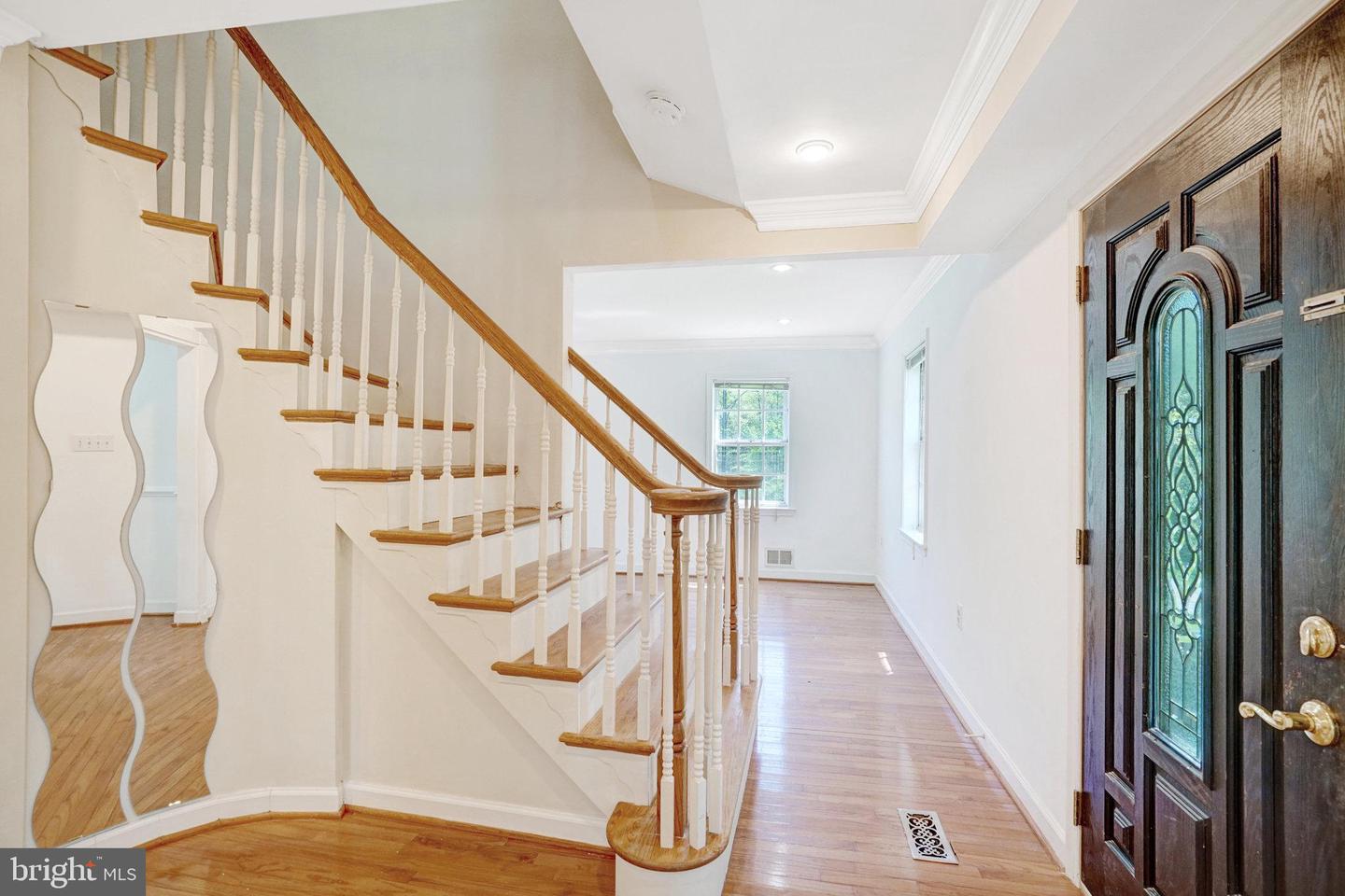 9239 SAND CREEK CT, BURKE, Virginia 22015, 4 Bedrooms Bedrooms, ,3 BathroomsBathrooms,Residential,For sale,9239 SAND CREEK CT,VAFX2237606 MLS # VAFX2237606