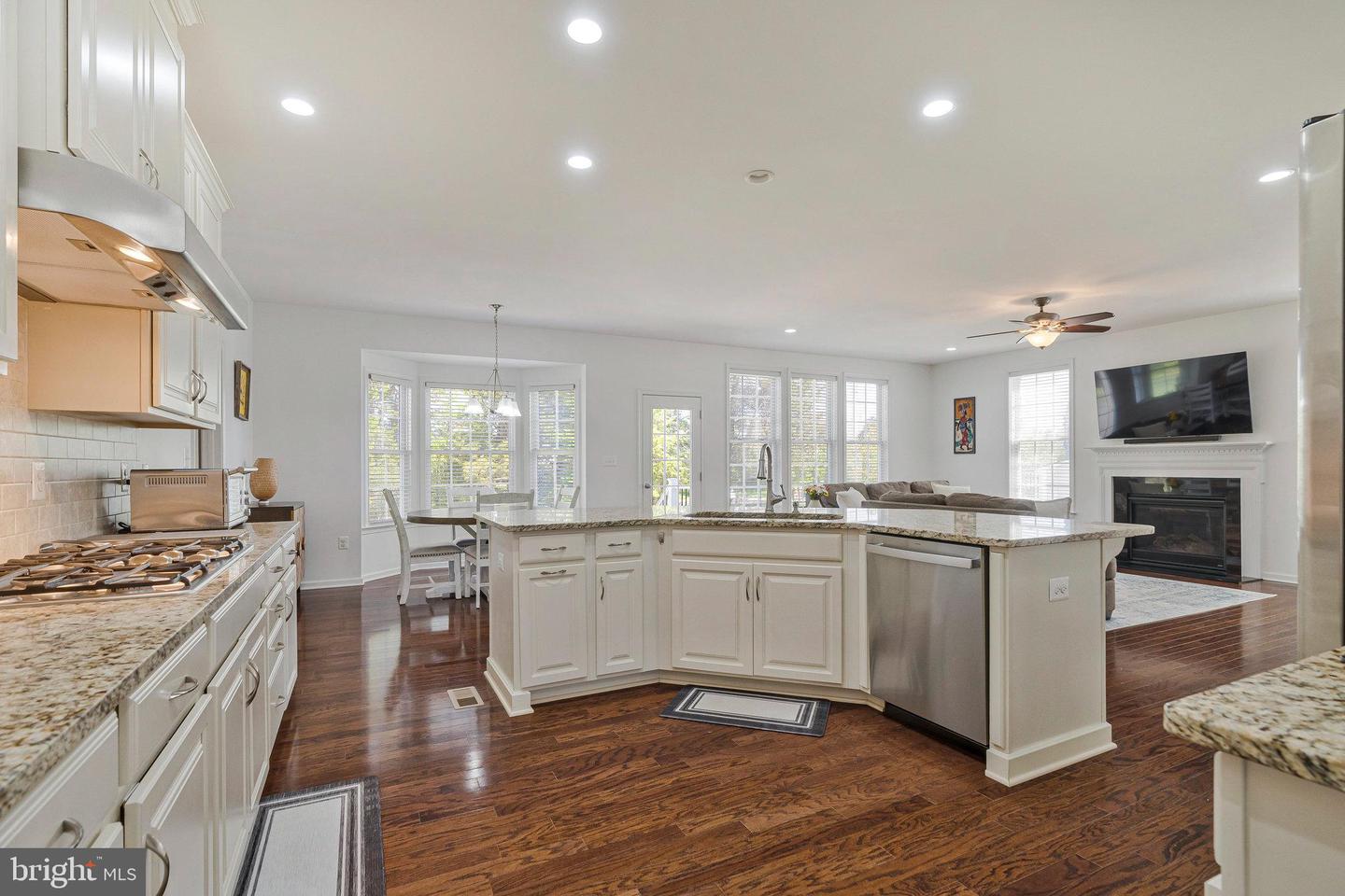 24247 PURPLE FINCH DR, ALDIE, Virginia 20105, 4 Bedrooms Bedrooms, ,3 BathroomsBathrooms,Residential,For sale,24247 PURPLE FINCH DR,VALO2095242 MLS # VALO2095242