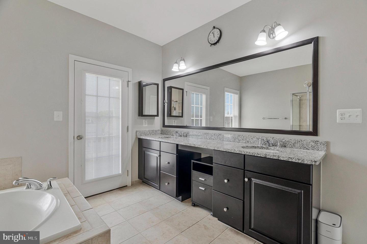 24247 PURPLE FINCH DR, ALDIE, Virginia 20105, 4 Bedrooms Bedrooms, ,3 BathroomsBathrooms,Residential,For sale,24247 PURPLE FINCH DR,VALO2095242 MLS # VALO2095242