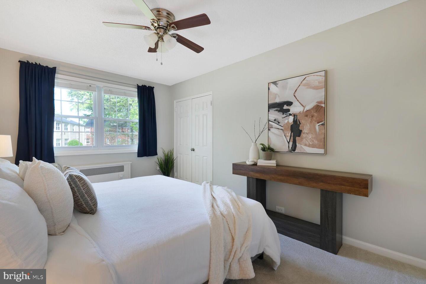 4305 2ND RD N #43052, ARLINGTON, Virginia 22203, 1 Bedroom Bedrooms, ,1 BathroomBathrooms,Residential,For sale,4305 2ND RD N #43052,VAAR2056812 MLS # VAAR2056812