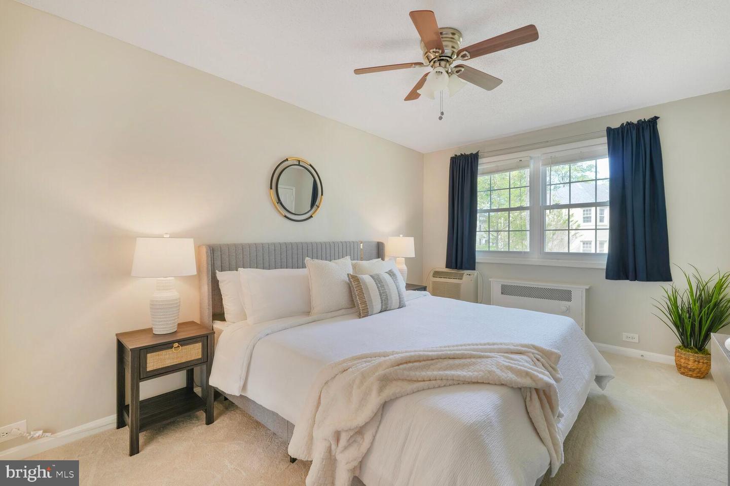 4305 2ND RD N #43052, ARLINGTON, Virginia 22203, 1 Bedroom Bedrooms, ,1 BathroomBathrooms,Residential,For sale,4305 2ND RD N #43052,VAAR2056812 MLS # VAAR2056812