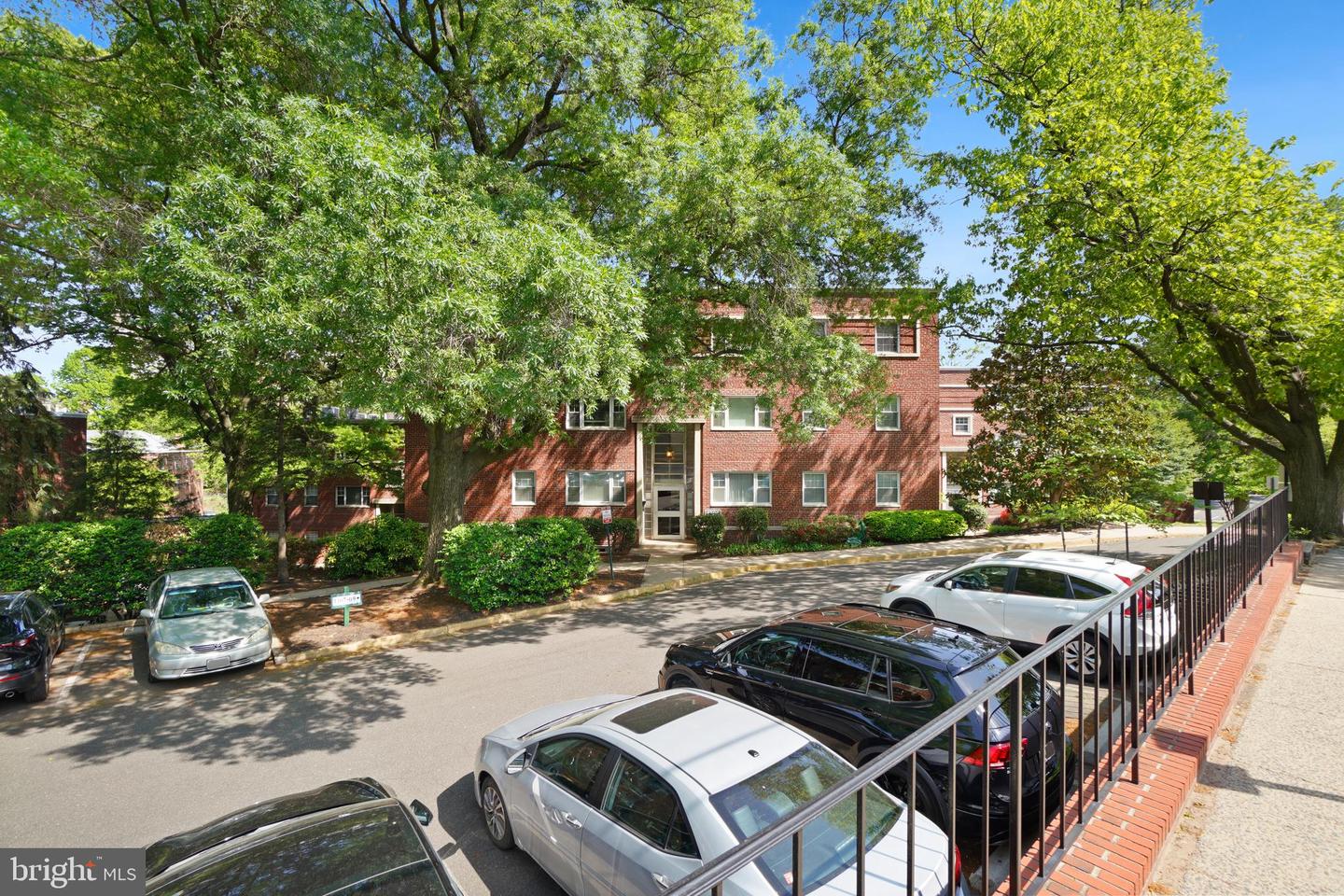1305 N ODE ST N #332, ARLINGTON, Virginia 22209, 1 Bedroom Bedrooms, 4 Rooms Rooms,1 BathroomBathrooms,Residential,For sale,1305 N ODE ST N #332,VAAR2056802 MLS # VAAR2056802