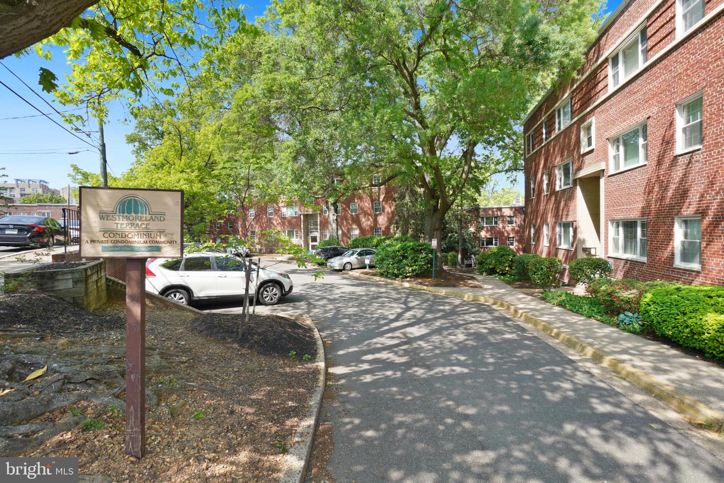 1305 N ODE ST N #332, ARLINGTON, Virginia 22209, 1 Bedroom Bedrooms, 4 Rooms Rooms,1 BathroomBathrooms,Residential,For sale,1305 N ODE ST N #332,VAAR2056802 MLS # VAAR2056802