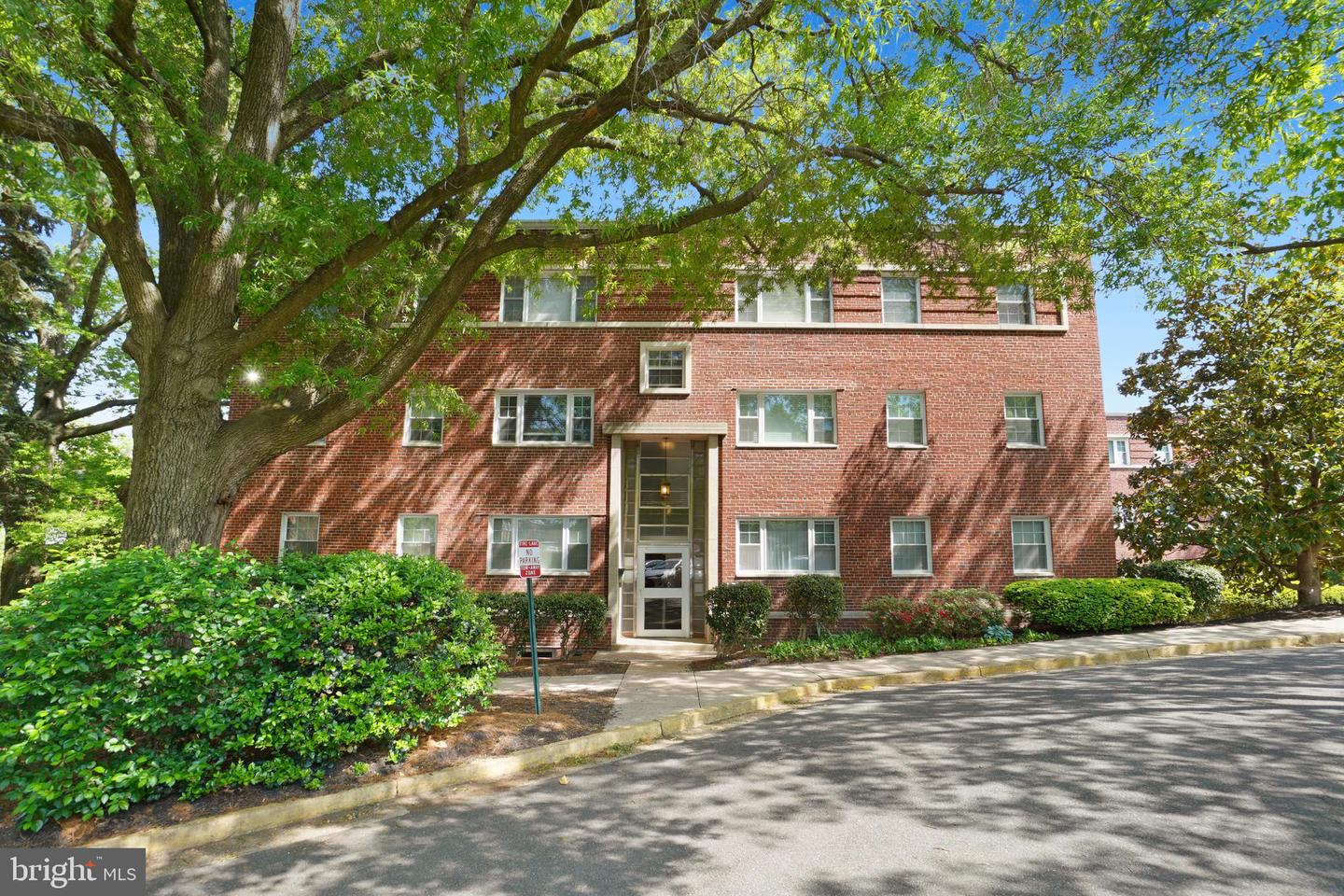 1305 N ODE ST N #332, ARLINGTON, Virginia 22209, 1 Bedroom Bedrooms, 4 Rooms Rooms,1 BathroomBathrooms,Residential,For sale,1305 N ODE ST N #332,VAAR2056802 MLS # VAAR2056802
