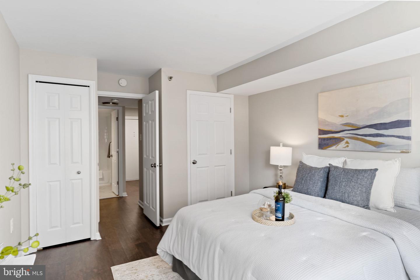 1301 N COURTHOUSE RD #914, ARLINGTON, Virginia 22201, 1 Bedroom Bedrooms, 4 Rooms Rooms,1 BathroomBathrooms,Residential,For sale,1301 N COURTHOUSE RD #914,VAAR2056804 MLS # VAAR2056804