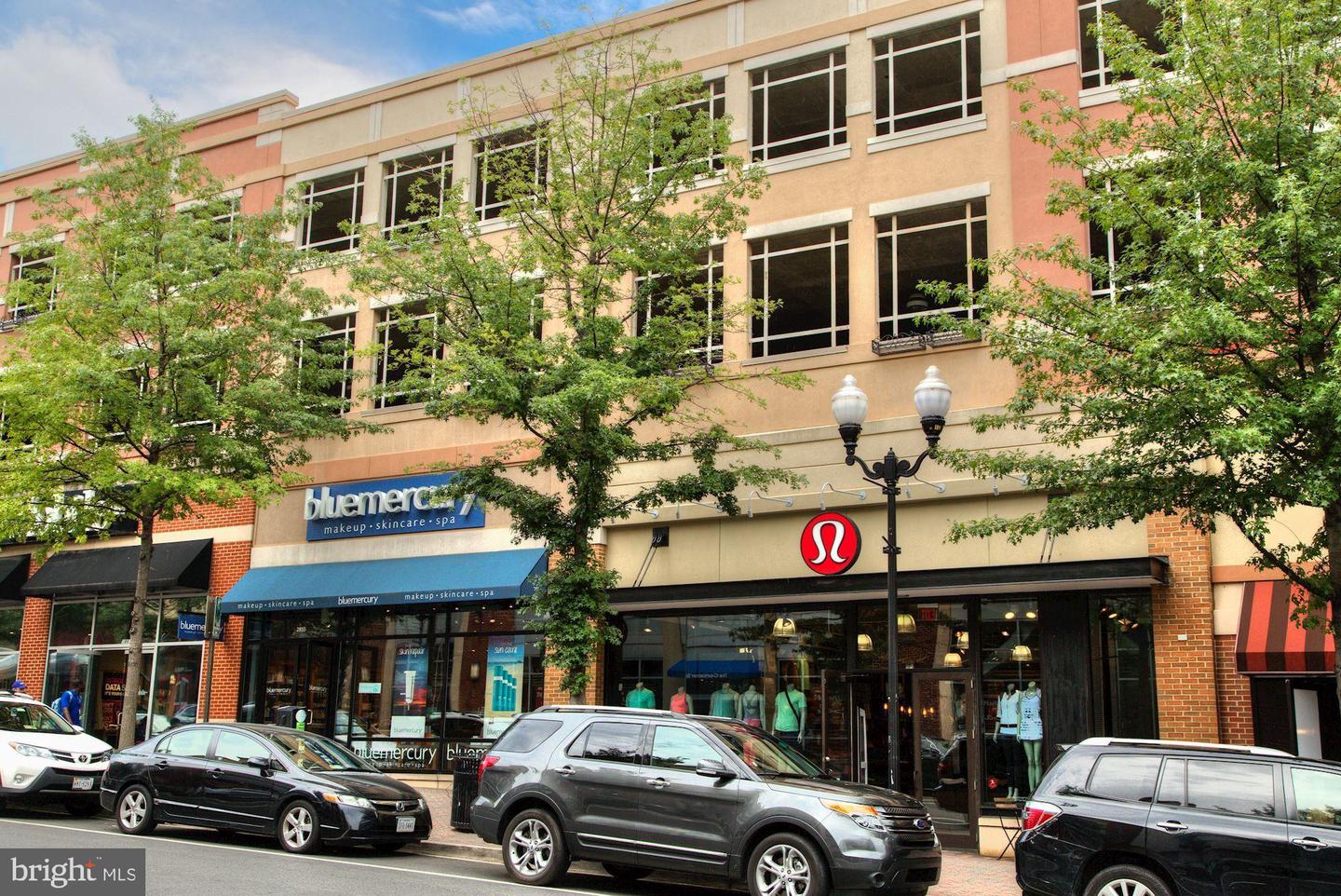 1301 N COURTHOUSE RD #914, ARLINGTON, Virginia 22201, 1 Bedroom Bedrooms, 4 Rooms Rooms,1 BathroomBathrooms,Residential,For sale,1301 N COURTHOUSE RD #914,VAAR2056804 MLS # VAAR2056804